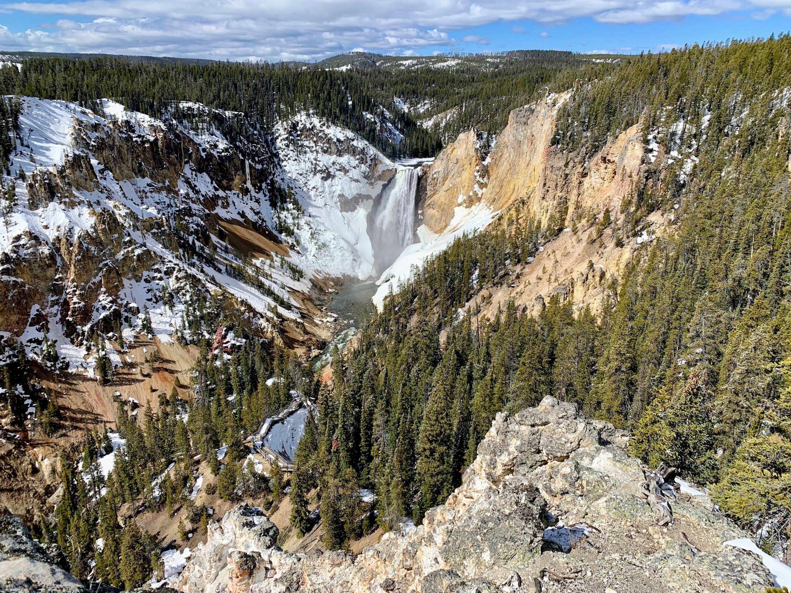 Lower Falls of the Yellowstone River - Yellowstone Travel Guides Lower Falls of the Yellowstone River